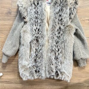 Vintage Women's Monterey fashions Faux Fur  Jacket - Gray and Cream